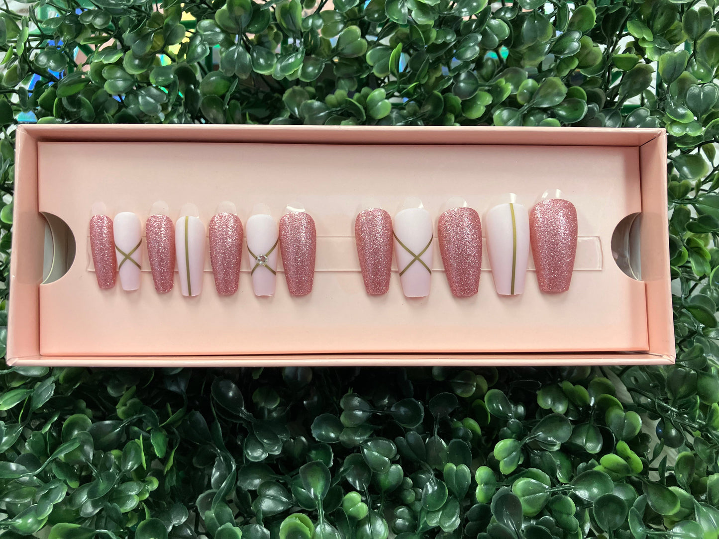 Showtime Press on Nails