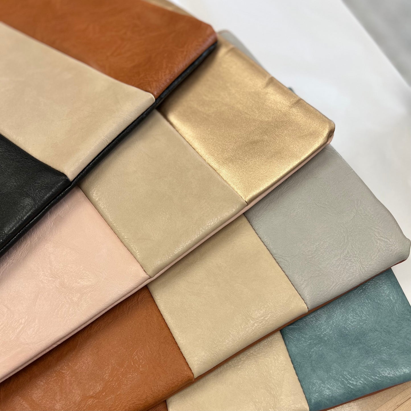 Jessa Oversized Clutch