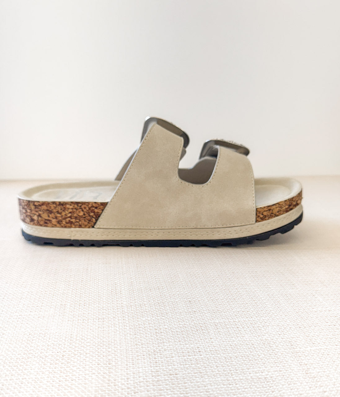 Dusty Trail Slides in Cream