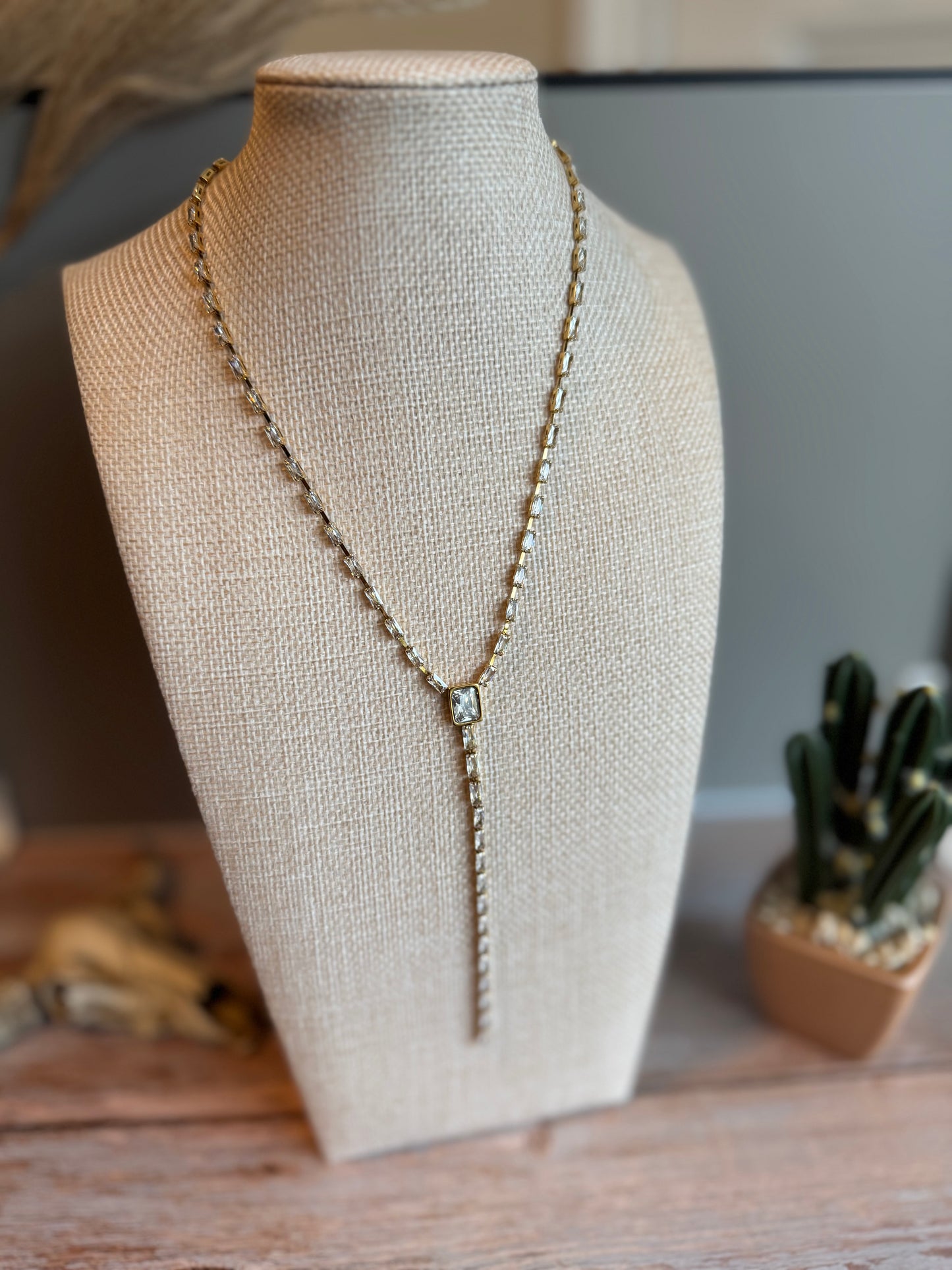 Gwyneth Golden Luxe Lariat