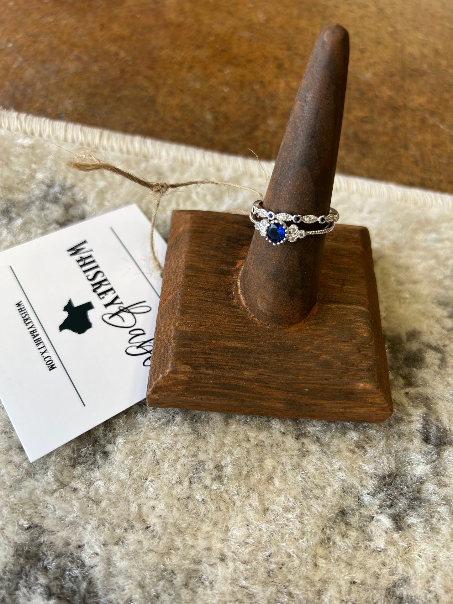 Brazos Round Sapphire Ring Set Silver