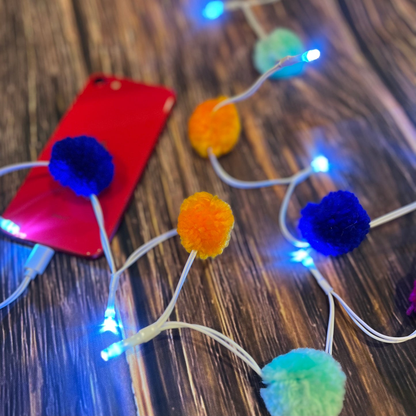 Lighted Pom Pom Charging Cable